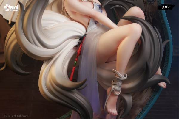 画狐 墨离