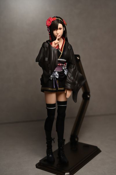 PLAY ARTS改 最终幻想7 重制版 蒂法·洛克哈特 异国风礼服