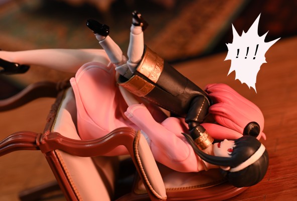 S.H.Figuarts  阿尼亚·福杰 -校服版本-