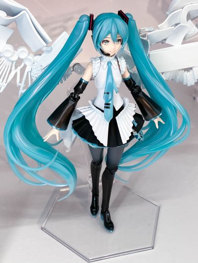 PLAMATEA 初音未来 16周年纪念款