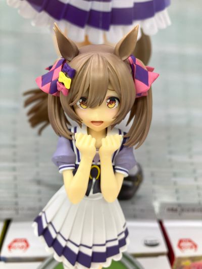 赛马娘  醒目飞鹰