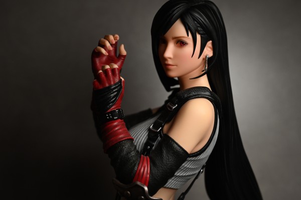 PLAY ARTS改 最终幻想7 重制版 蒂法·洛克哈特 异国风礼服