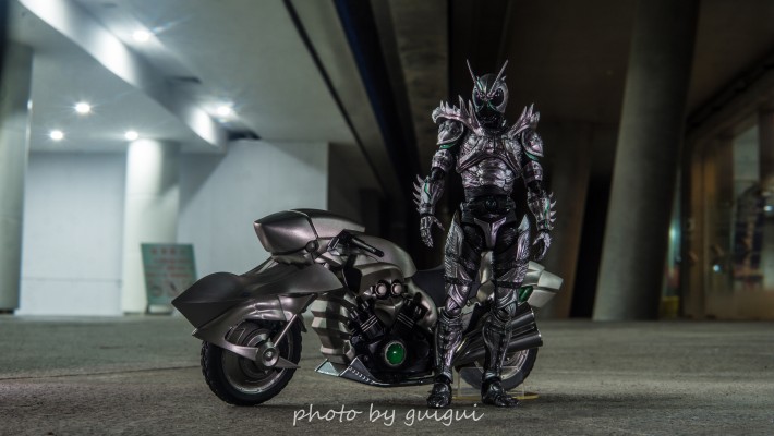 S.H.Figuarts  假面骑士亚马逊阿尔法