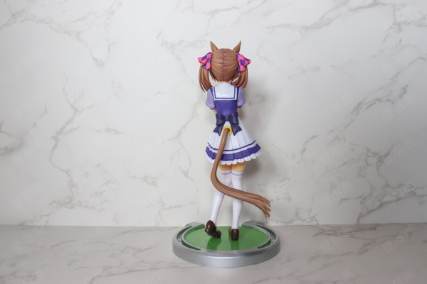 赛马娘  醒目飞鹰