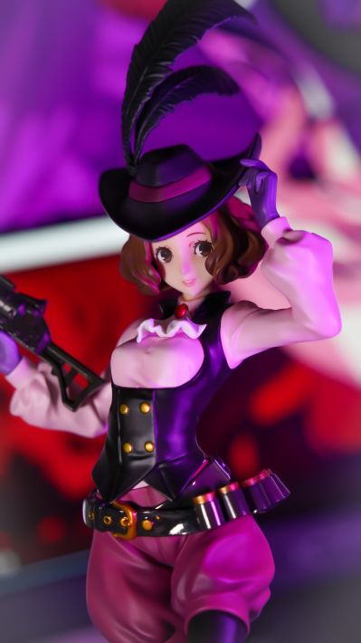 Lucrea 女神异闻录5 皇家版 奥村春  与 摩尔加纳