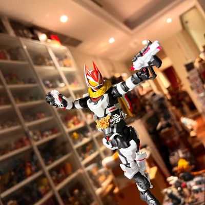 S.H.Figuarts    假面骑士极狐 推进器马格南形态+火旺形态配件包