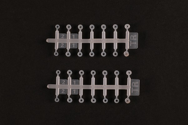 编号:84840 1/48 装甲车辆系列 德四号F2型中型坦克