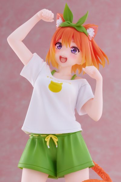 Desktop Cute 五等分的新娘∬ 中野四叶~新绘制猫咪居家服~