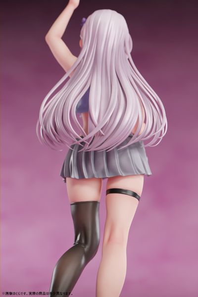 擅长诱惑的卡琳娜