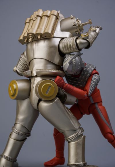 S.H.Figuarts 赛文奥特曼 金古桥