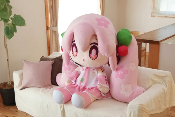 DOQUTE 樱花未来 超特大毛绒玩偶