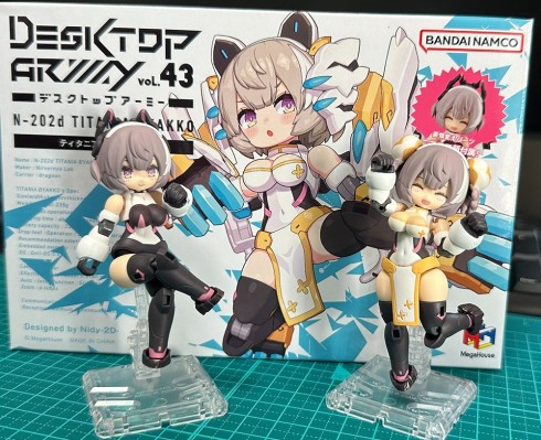 桌面军队 N-202ｄ 蒂坦妮亚 白虎 1.1版