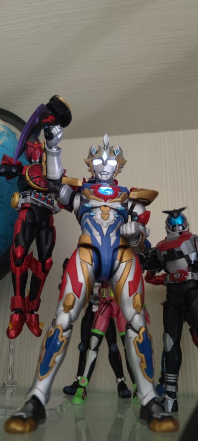 布鲁可超动积木人-传奇版   泽塔奥特曼-德尔塔天爪