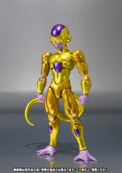 S.H.Figuarts 龙珠系列 黄金弗利萨