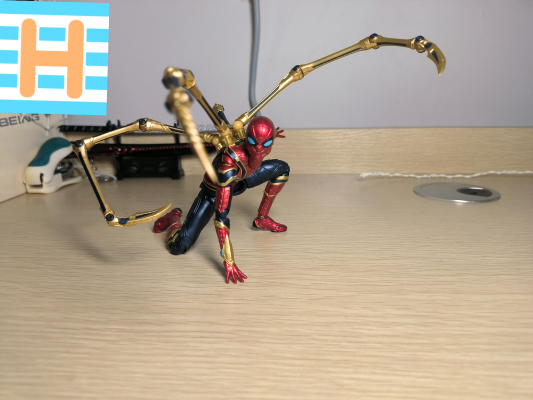 S.H.Figuarts  钢铁蜘蛛侠（蜘蛛侠：英雄无归）