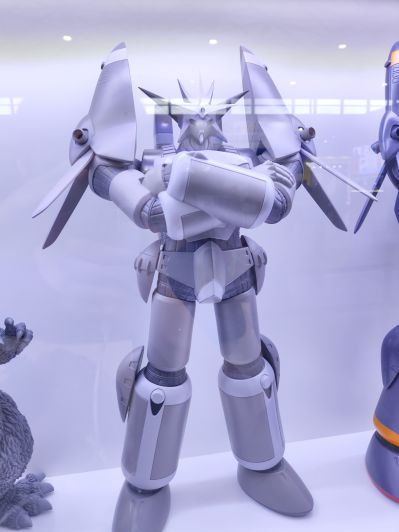 大尺寸软胶系列 飞跃巅峰 钢巴斯塔