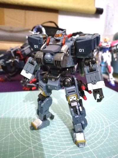 戴亚克隆 迦楼罗变形突击兵（旋翼战斗机装备）