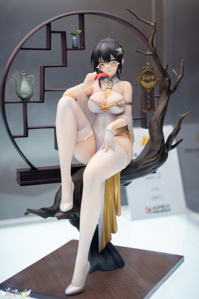 虾米大模王 夏芈「幸」相逢 旗袍 玄墨