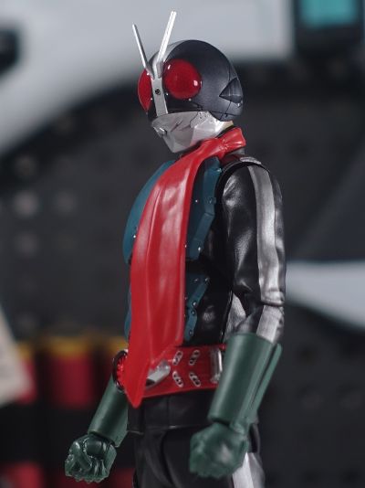 S.H.Figuarts  新·假面骑士 旋风号