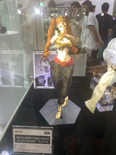 《鲁邦三世：名为峰不二子的女人》峰不二子 1/6可动人偶