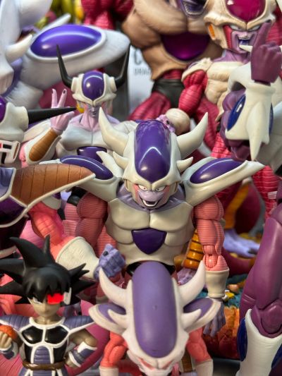 S.H.Figuarts  弗利萨 第三形态