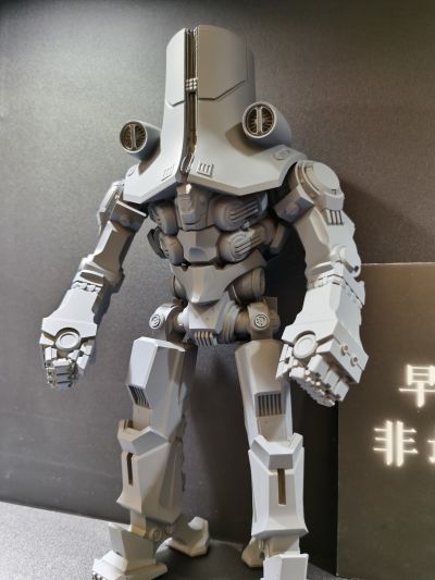 环太平洋 暴风赤红