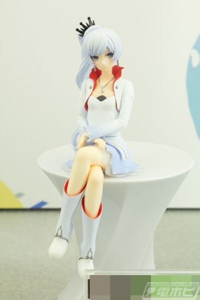 压泡面 四色战记 冰雪帝国 魏丝·雪倪