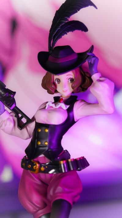 Lucrea 女神异闻录5 皇家版 奥村春  与 摩尔加纳