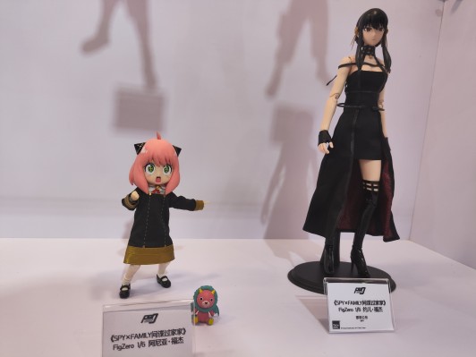 3Z0503 FigZero 间谍过家家  约尔·福杰