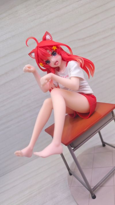 Desktop Cute 五等分的新娘∬  中野五月 ~新绘制猫咪居家服~