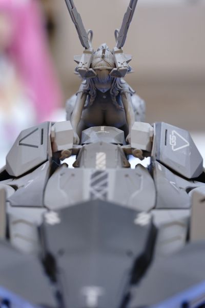 步行者系列 红岩