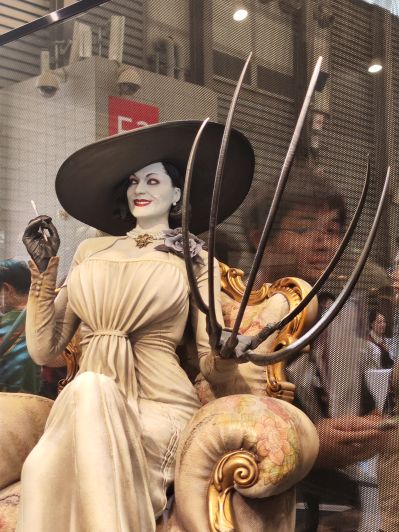 TLCRE-01 生化危机8 阿契娜·蒂米特雷斯库