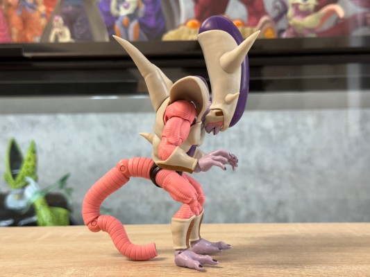 S.H.Figuarts  弗利萨 第三形态