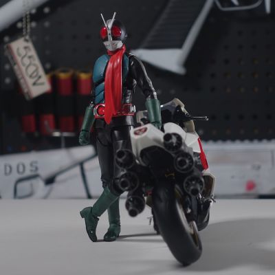 S.H.Figuarts  新·假面骑士 旋风号