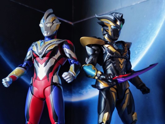 S.H.Figuarts 奥特银河格斗 命运的冲突 泽塔奥特曼 迪斯西姆天爪