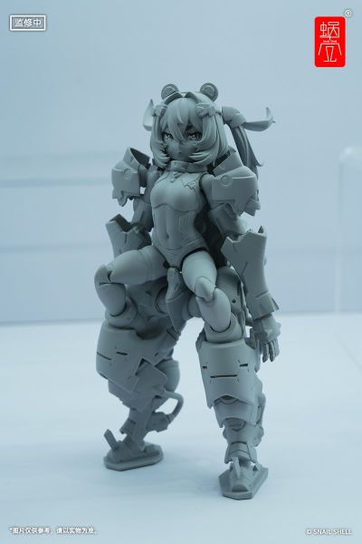 熊猫娘潘达+熊猫机甲