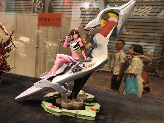 UPMEVA-03 新世纪福音战士新剧场版 真希波·真理·伊拉丝多莉亚斯（插入栓驾驶舱）