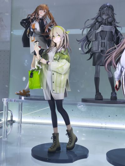 少女前线 UMP40 水中望月