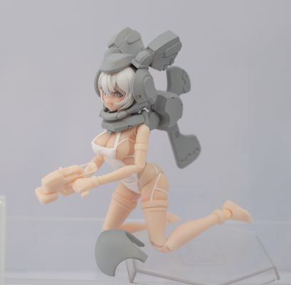 熊猫娘潘达+熊猫机甲