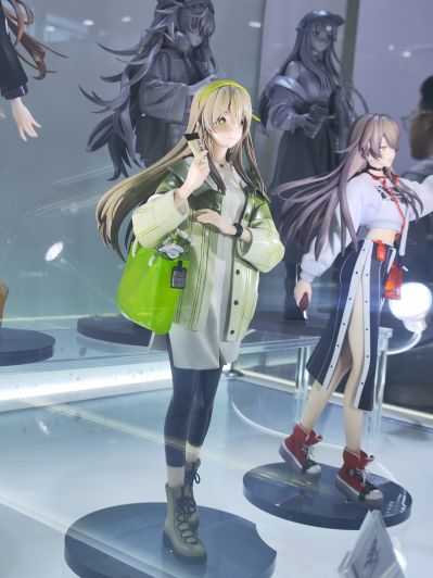 少女前线 UMP40 水中望月