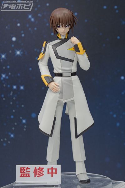 机动战士高达SEED FREEDOM  阿斯兰·萨拉 玩具人偶