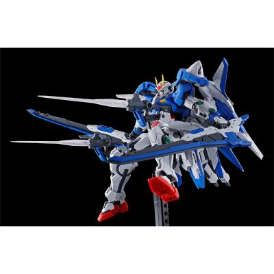 RG  1/144 斩击强化型00高达