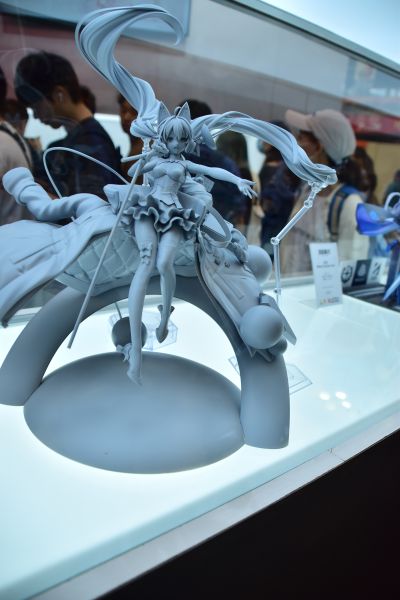 初音未来 闪耀星间