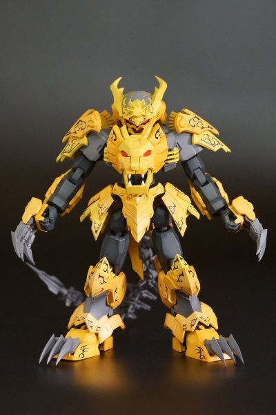 Pla-Act17 牙王 终极铠甲