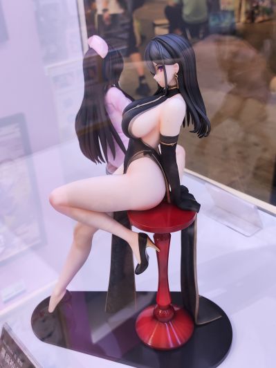 黑旗袍酱