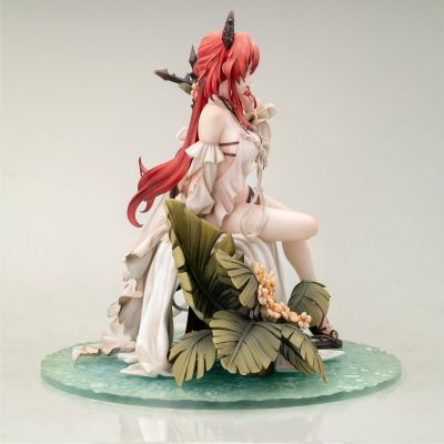 明日方舟 史尔特尔 泳装珊瑚海岸