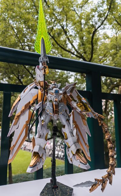MG  新机动战记高达W 无尽的华尔兹 艾比安高达 [交叉对比色/ 透明白]