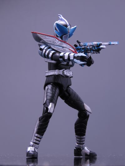 装动编年史 假面骑士甲斗王