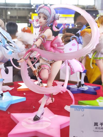 爱与演唱会！超级明星！！ 唐可可 玫花绮梦