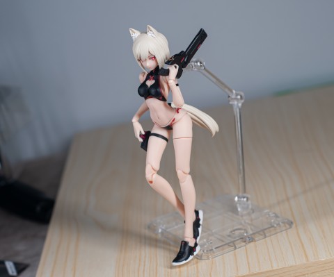 雪滴花计划 黑色泳装形态 WOLF-001迅狼